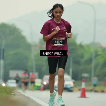 Runner Photo 7043897