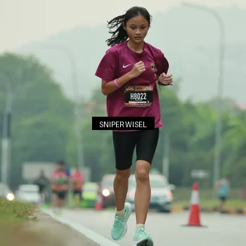 Runner Photo 7043902