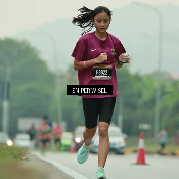Runner Photo 7043907