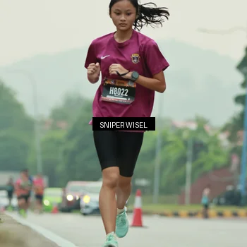 Runner Photo 7043908