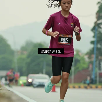 Runner Photo 7043922
