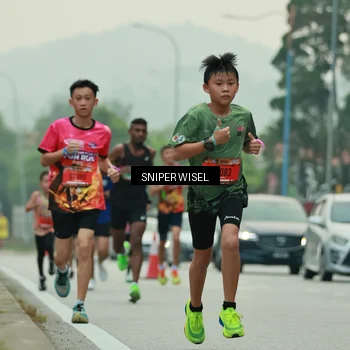 Runner Photo 7043941