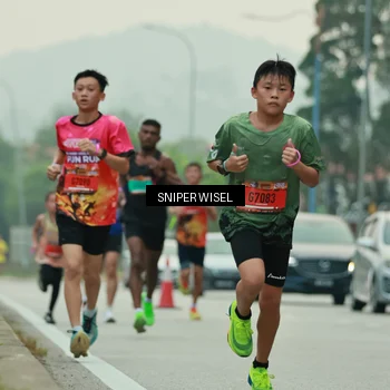 Runner Photo 7043947