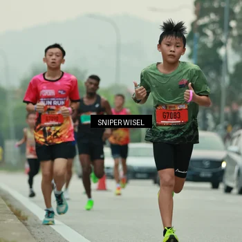 Runner Photo 7043954