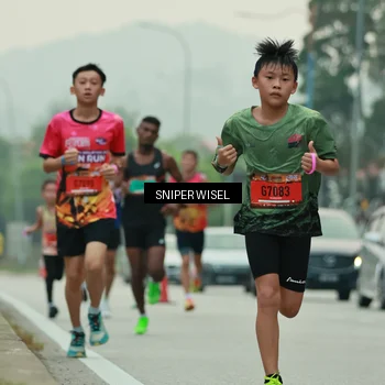 Runner Photo 7043956