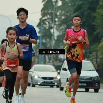 Runner Photo 7043969