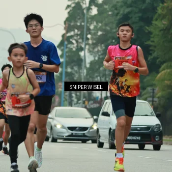 Runner Photo 7043974