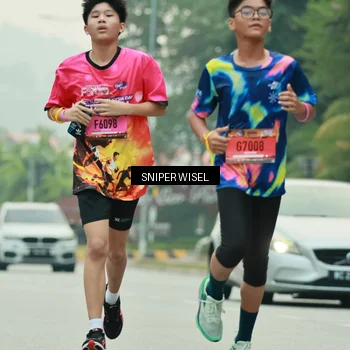 Runner Photo 7043987