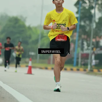 Runner Photo 7043992