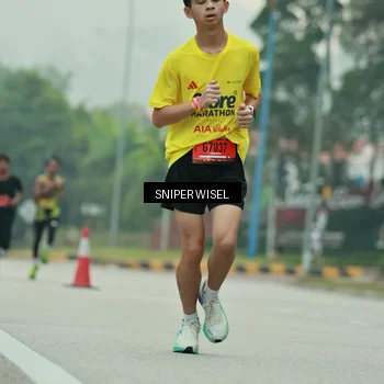 Runner Photo 7043995