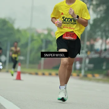 Runner Photo 7044012