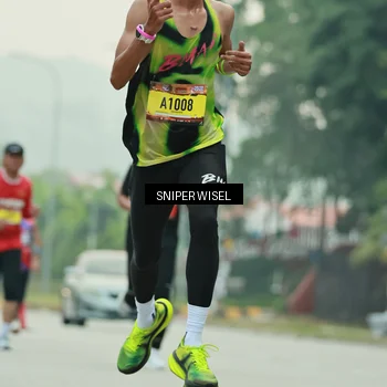 Runner Photo 7044019
