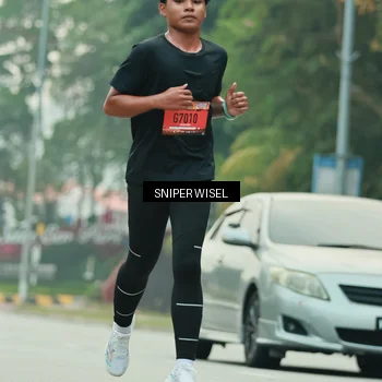 Runner Photo 7044028
