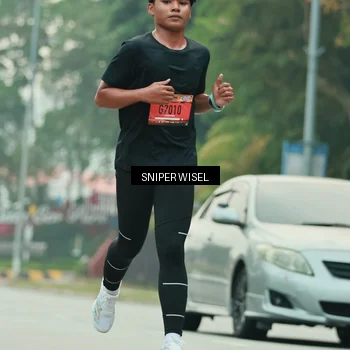 Runner Photo 7044029