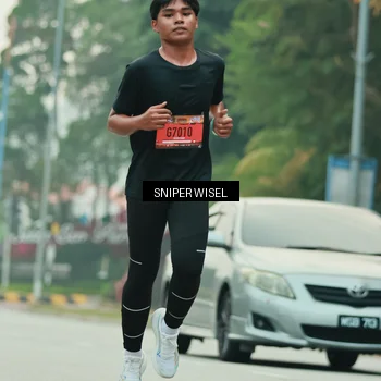Runner Photo 7044030