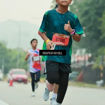 Runner Photo 7044039