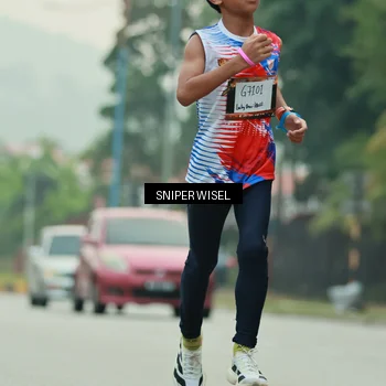 Runner Photo 7044049