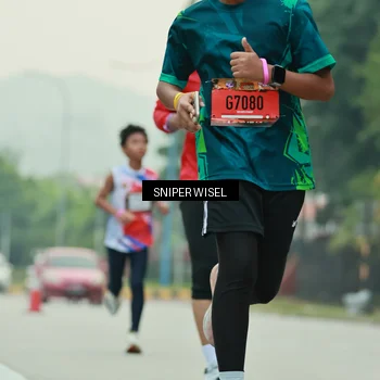 Runner Photo 7044050