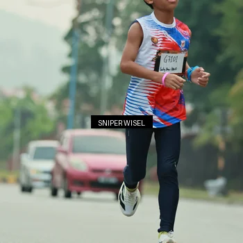 Runner Photo 7044053
