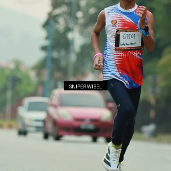 Runner Photo 7044058