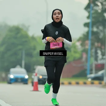 Runner Photo 7044064
