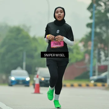 Runner Photo 7044066