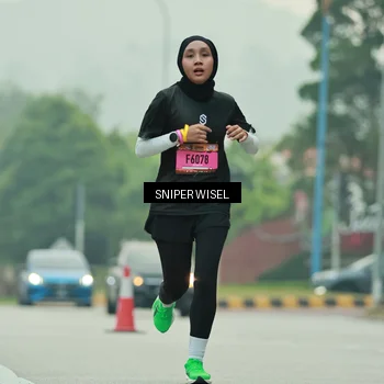 Runner Photo 7044067