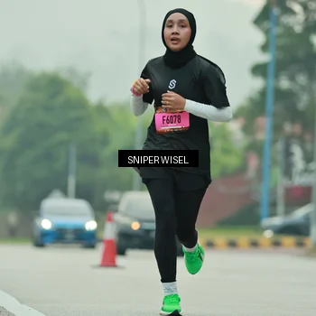 Runner Photo 7044074