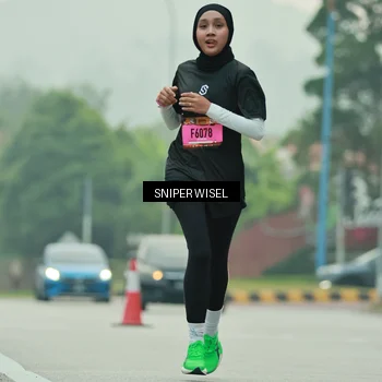 Runner Photo 7044076