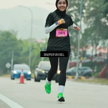 Runner Photo 7044079