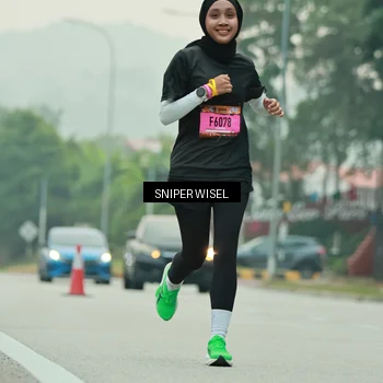 Runner Photo 7044080