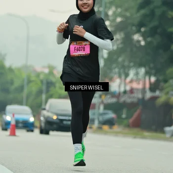 Runner Photo 7044088