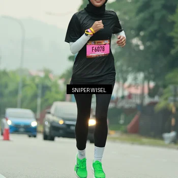 Runner Photo 7044097
