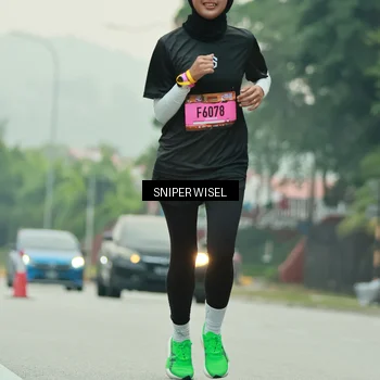 Runner Photo 7044098