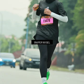 Runner Photo 7044114