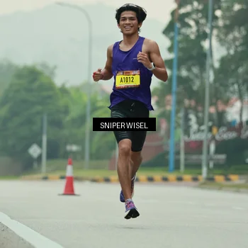 Runner Photo 7044121