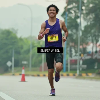 Runner Photo 7044125