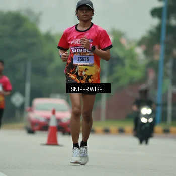 Runner Photo 7044160