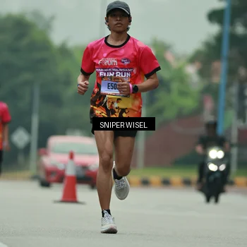 Runner Photo 7044163