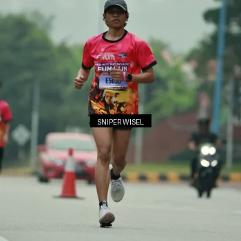 Runner Photo 7044165