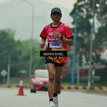 Runner Photo 7044172