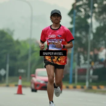 Runner Photo 7044173
