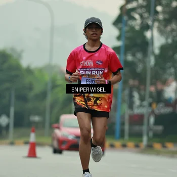 Runner Photo 7044174