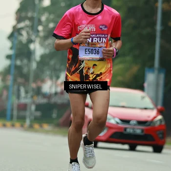 Runner Photo 7044191