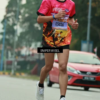 Runner Photo 7044196