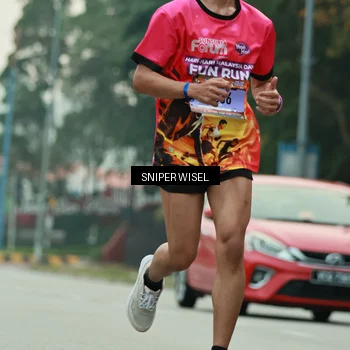 Runner Photo 7044197