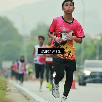 Runner Photo 7044204