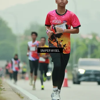 Runner Photo 7044207