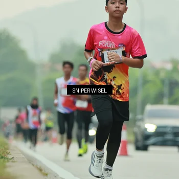 Runner Photo 7044208