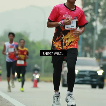 Runner Photo 7044210